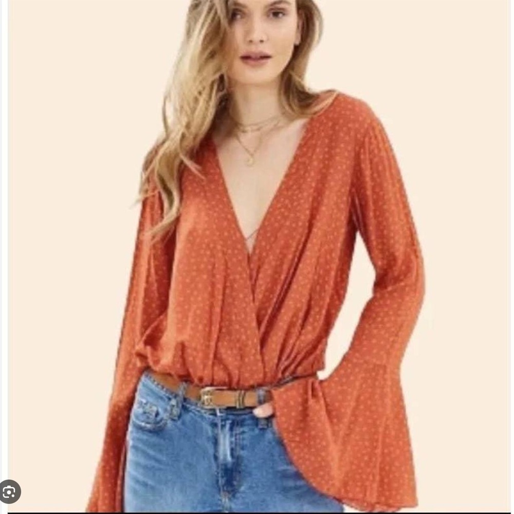 Free People Orange Makin’ Waves Bodysuit Bell Sleeve Blouse Size Medium